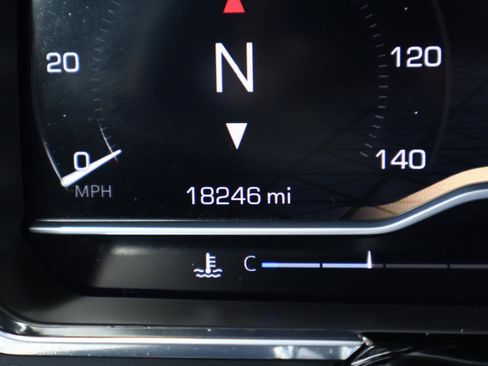 Used 2023 GMC Sierra 1500 Elevation image 34