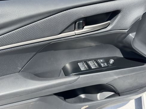 New 2026 Toyota Camry SE FWD image 18