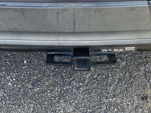 Used 2019 Toyota Highlander AWD V6 image 9