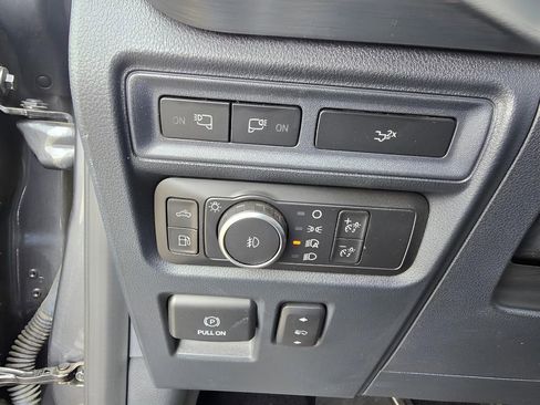 Used 2022 Ford F150 Lariat w/ Equipment Group 502A High AWD/4WD image 20
