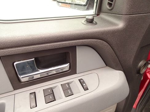 Used 2013 Ford F150 XLT w/ Luxury Equipment Group image 16