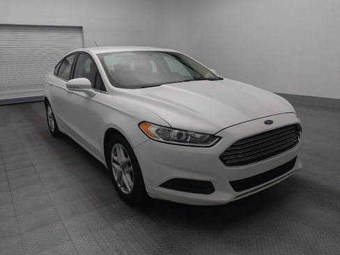 Used 2016 Ford Fusion SE image 13