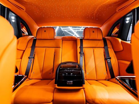 Used 2026 Rolls-Royce Phantom Sedan image 90