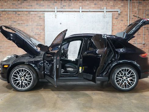 Used 2019 Porsche Macan S image 29