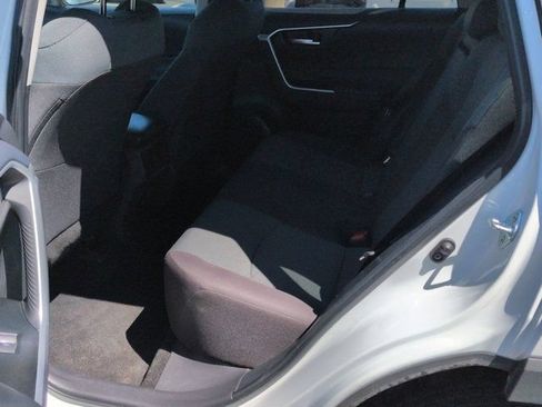 Certified 2025 Toyota RAV4 XLE AWD/4WD image 16