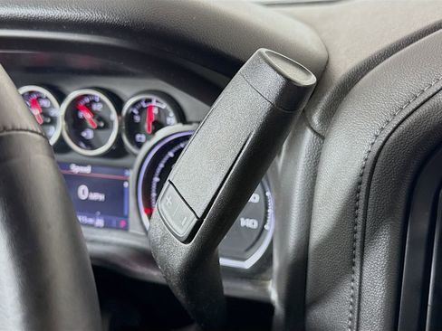 Used 2021 Chevrolet Silverado 1500 LT Trail Boss w/ Convenience Package II image 16