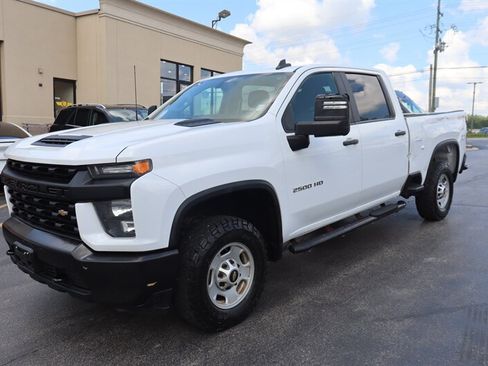 Used 2023 Chevrolet Silverado 2500 W/T w/ WT Convenience Package AWD/4WD image 3
