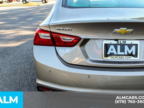 Used 2025 Chevrolet Malibu LT FWD image 12