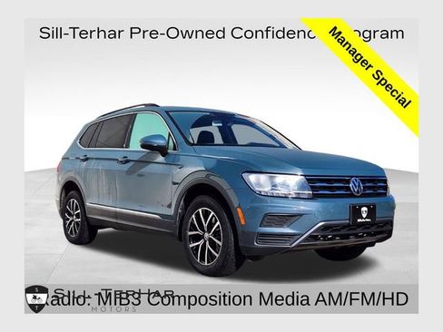 Used 2021 Volkswagen Tiguan SE image 1