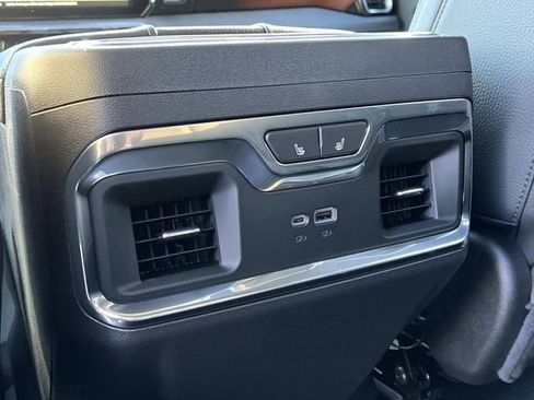 New 2026 GMC Sierra 1500 Denali w/ Denali Reserve Package image 14