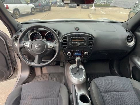 Used 2011 Nissan Juke SV AWD/4WD image 7
