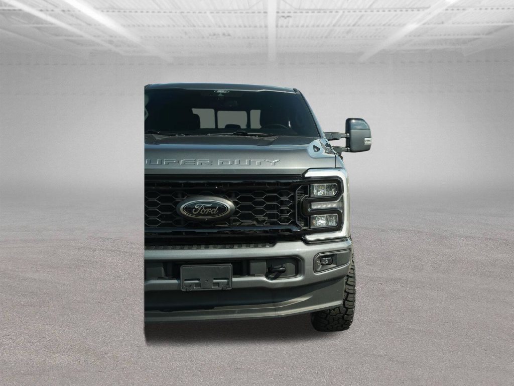 Used 2025 Ford F250 Lariat w/ Black Appearance Package AWD/4WD image 46