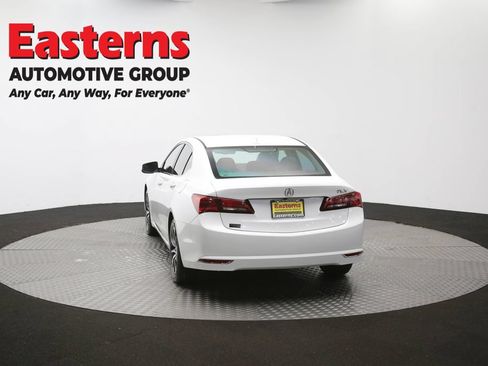 Used 2017 Acura TLX FWD image 38
