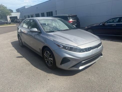 Certified 2023 Kia Forte LXS FWD image 2