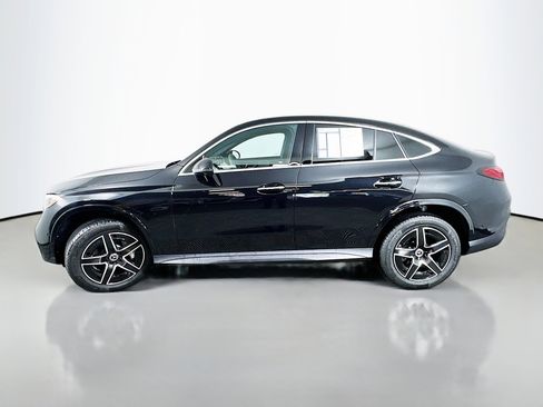 Certified 2025 Mercedes-Benz GLC 300 4MATIC image 4