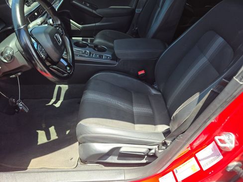 Used 2023 Honda Civic Sport image 7