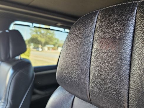 Used 2012 BMW X5 M w/ Active Ventilated Seat Pkg image 27