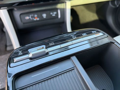 New 2026 Hyundai Tucson Limited AWD/4WD image 28