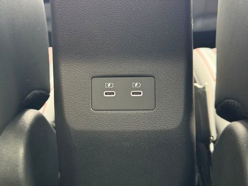 New 2026 Nissan Kicks SR w/ SR Premium Package FWD image 18