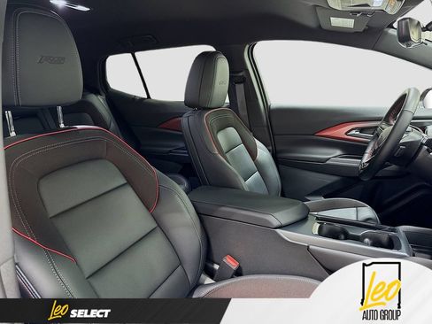 Used 2026 Chevrolet Equinox EV RS w/ Convenience Package II FWD image 30