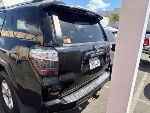 Used 2019 Toyota 4Runner SR5 Premium w/ Wilderness Package RWD image 8