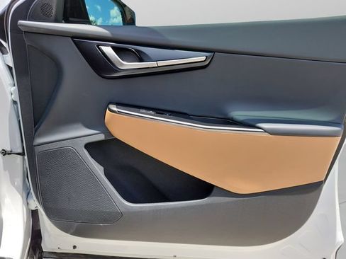 New 2026 Kia EV6 Wind RWD image 31
