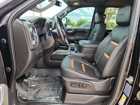 Used 2023 GMC Sierra 3500 AT4 w/ AT4 Preferred Package image 11