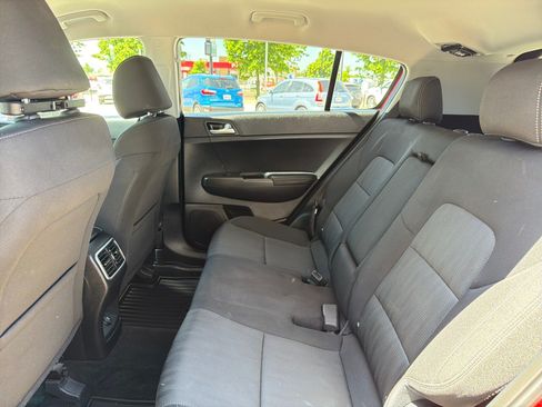 Used 2019 Kia Sportage LX AWD/4WD image 19