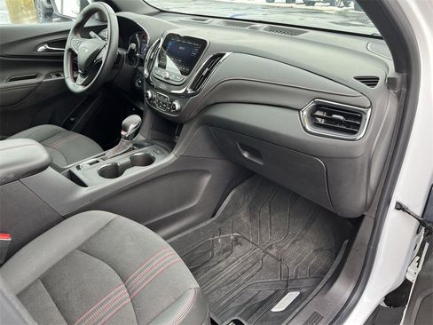 Certified 2024 Chevrolet Equinox RS image 28