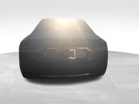 Used 2017 Lincoln Continental Select w/ Climate Package image 6