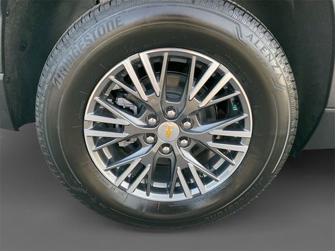 New 2026 Chevrolet Traverse LT w/ Driver Confidence Package image 10