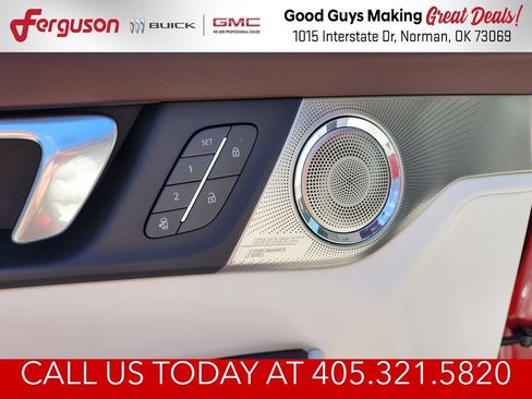 New 2026 Buick Enclave Avenir w/ Super Cruise Package AWD/4WD image 15