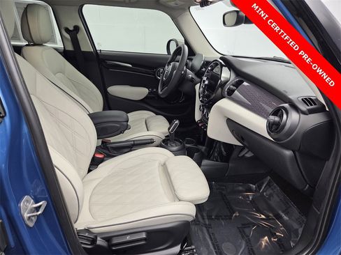 Used 2023 MINI Cooper S w/ Signature Upholstery Package image 14