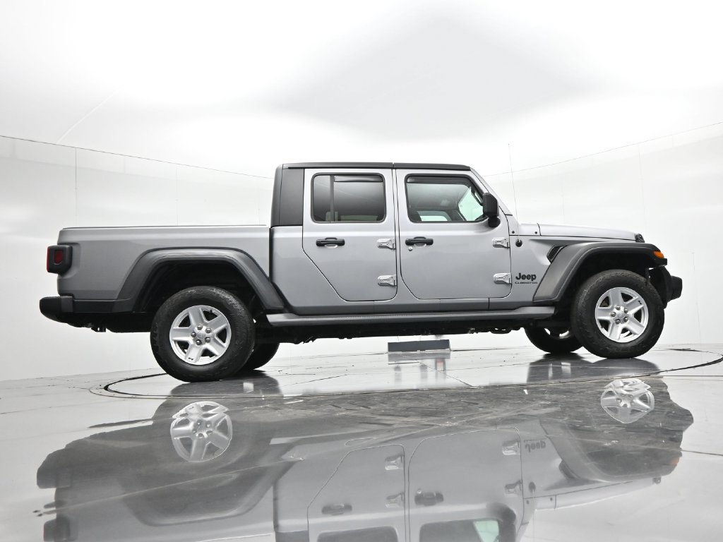 Used 2020 Jeep Gladiator Sport w/ Quick Order Package 24S AWD/4WD image 22