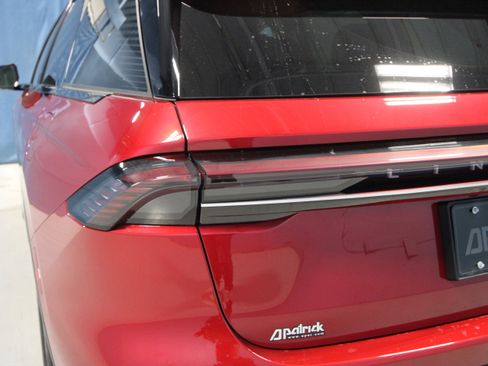 New 2026 Lincoln Nautilus Premier image 31