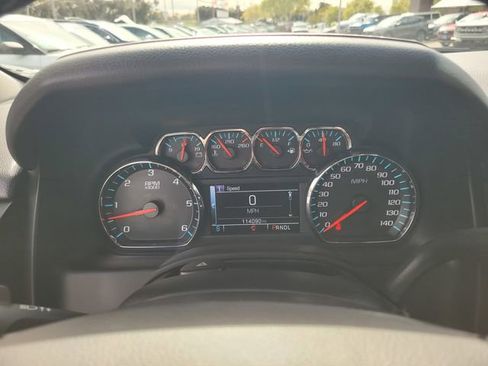 Used 2017 Chevrolet Tahoe LT w/ LT Signature Package image 29