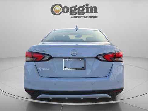 New 2025 Nissan Versa SV image 4