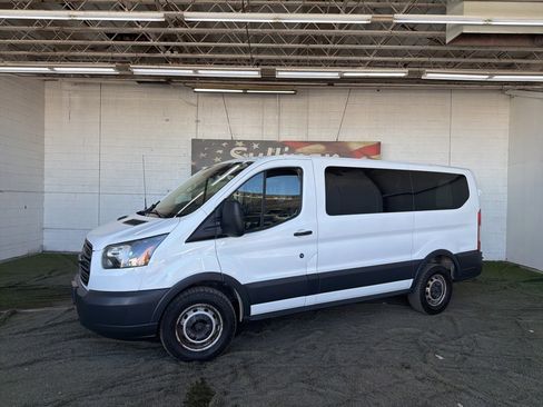 Used 2016 Ford Transit 150 XL image 2