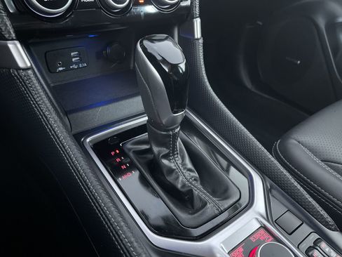 Used 2022 Subaru Forester Limited image 22