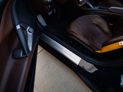 Used 2021 Ferrari 812 GTS image 54