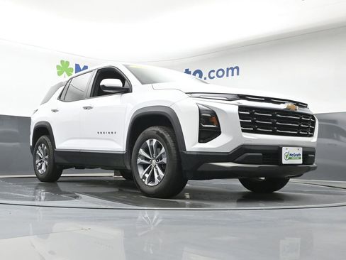 Used 2025 Chevrolet Equinox LT image 22