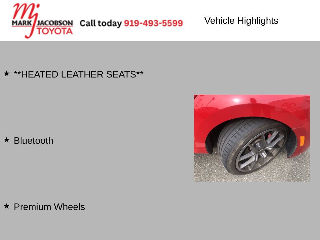 Used 2013 Volkswagen Beetle R-Line FWD image 5