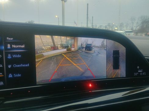 Used 2023 Cadillac Escalade Sport w/ LPO, ONYX Package image 39