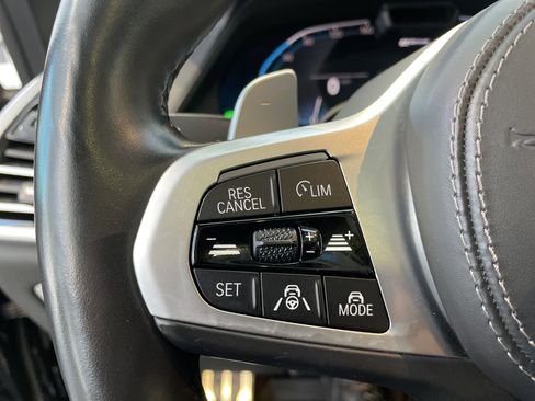 Used 2022 BMW X5 xDrive45e w/ M Sport Package image 20