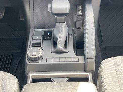 Used 2025 Toyota 4Runner SR5 RWD image 18