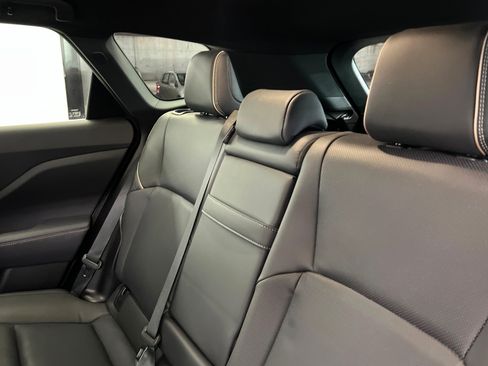 Used 2025 Toyota Crown Signia image 21