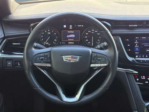 Used 2020 Cadillac XT6 Premium Luxury image 15