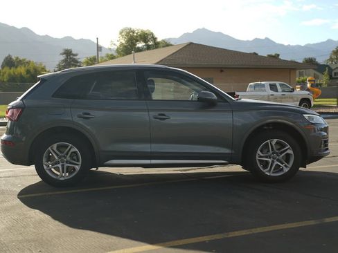 Used 2018 Audi Q5 2.0T Premium w/ Convenience Package AWD/4WD image 6