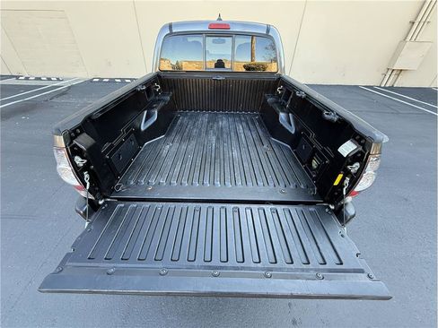 Used 2012 Toyota Tacoma PreRunner w/ TRD Off-Road Pkg image 19