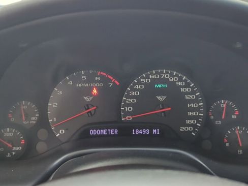 Used 2002 Chevrolet Corvette Convertible w/ Preferred Equipment Group2 RWD image 15
